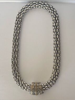 Vintage Silver Tone Mesh Metal Magnetic Closure Necklace